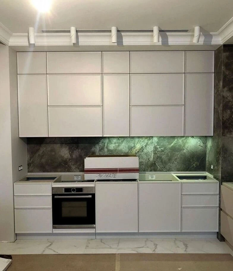 Кухонный гарнитур прямой